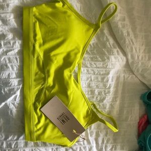 Demi Lovato Fabletics sports bra